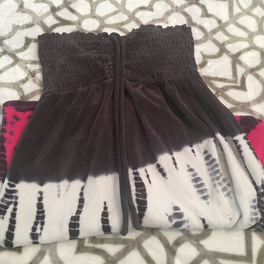 Girls swimsuit coverup